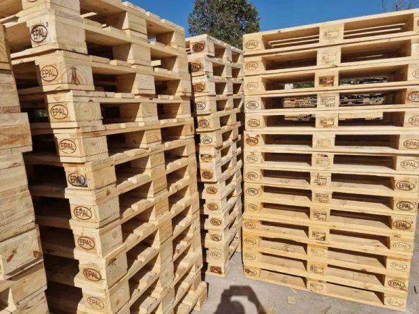 EPAL TÍPUSÚ FA EURO RAKLAP