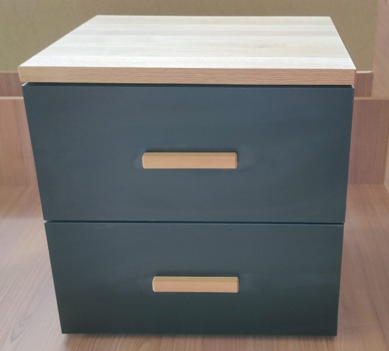 LAMINÁLT LEMEZBŐL KÉSZÜLT BÚTOROK